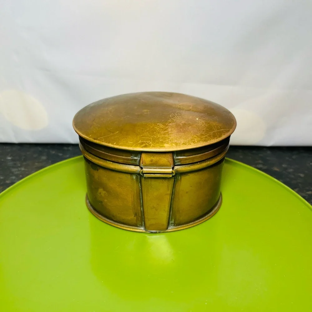 Antique Oval Trinket Box - Picture 2 of 5